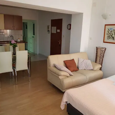 Centar - Mirjana Apartment